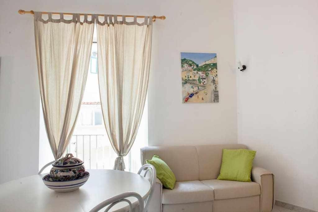 Donna Sara Appartamento In Corte Amalfitana 外观 照片